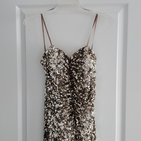 STRAPLESS SEQUENCE PROM/SPECIAL EVENTS GOWN - Picture 1 of 5